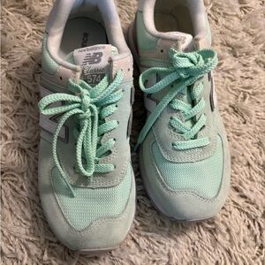 New Balance SeaFoam Mint Green Classic 574 Sneakers Size 8.5